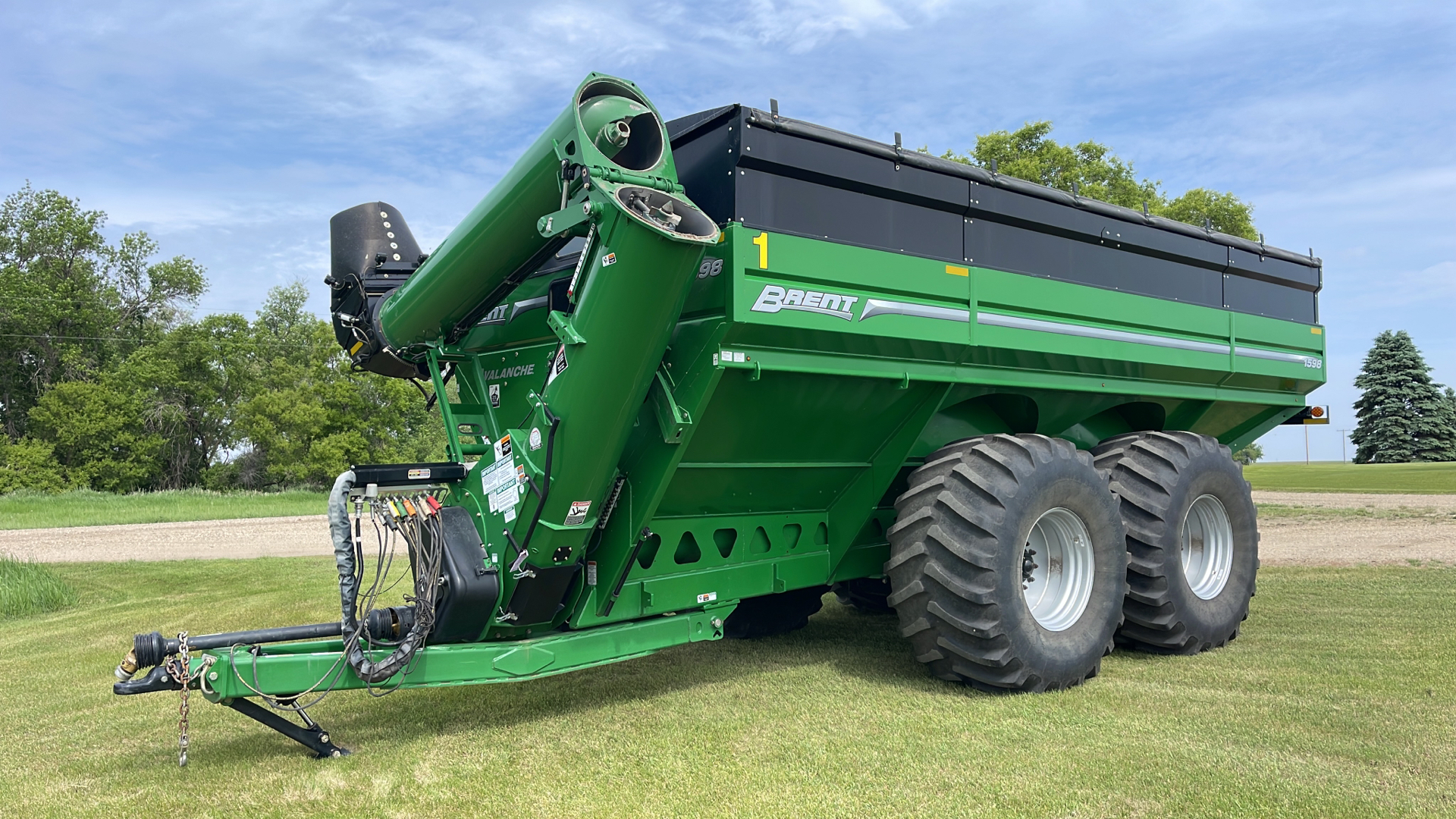2022 CAT 938M